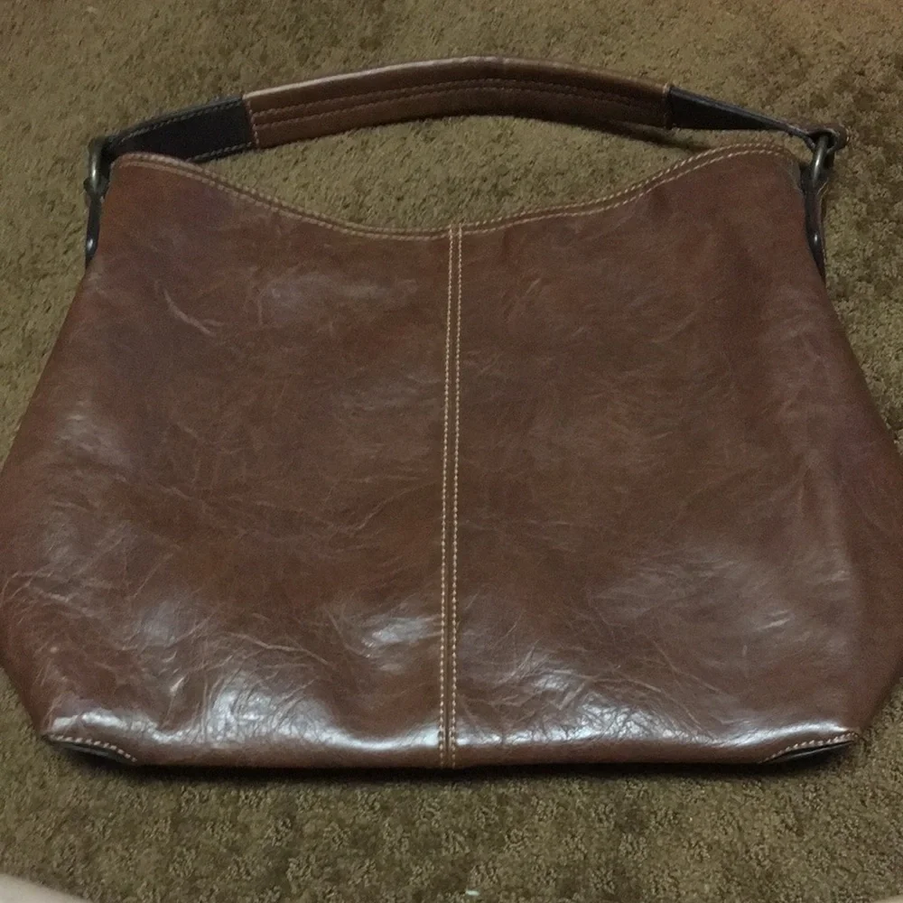 Axcess-A Liz Claiborne Co brown hobo bag purse